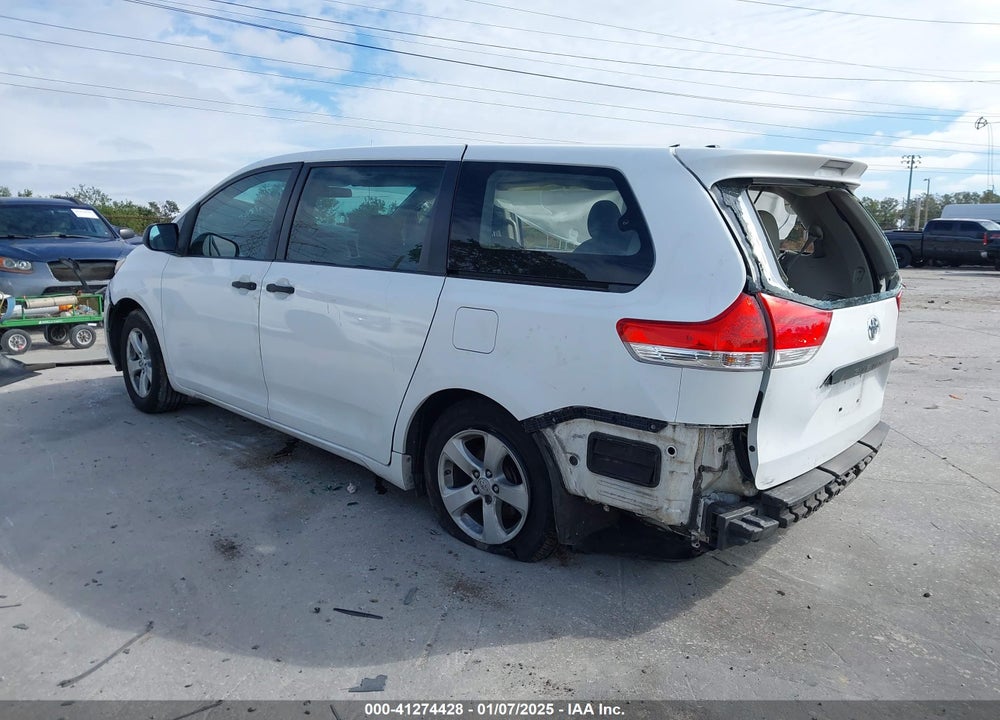 2011 TOYOTA SIENNA VIN: 5TDKA3DC6BS001648