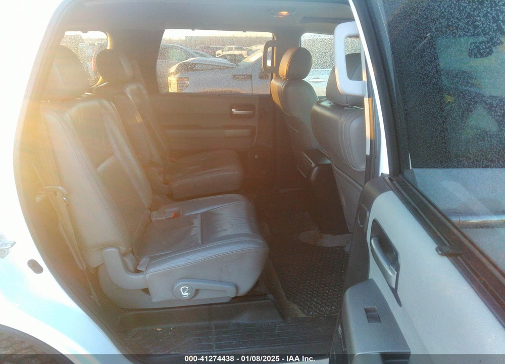 2010 TOYOTA SEQUOIA LIMITED 5.7L V8 VIN: 5TDJW5G15AS037042