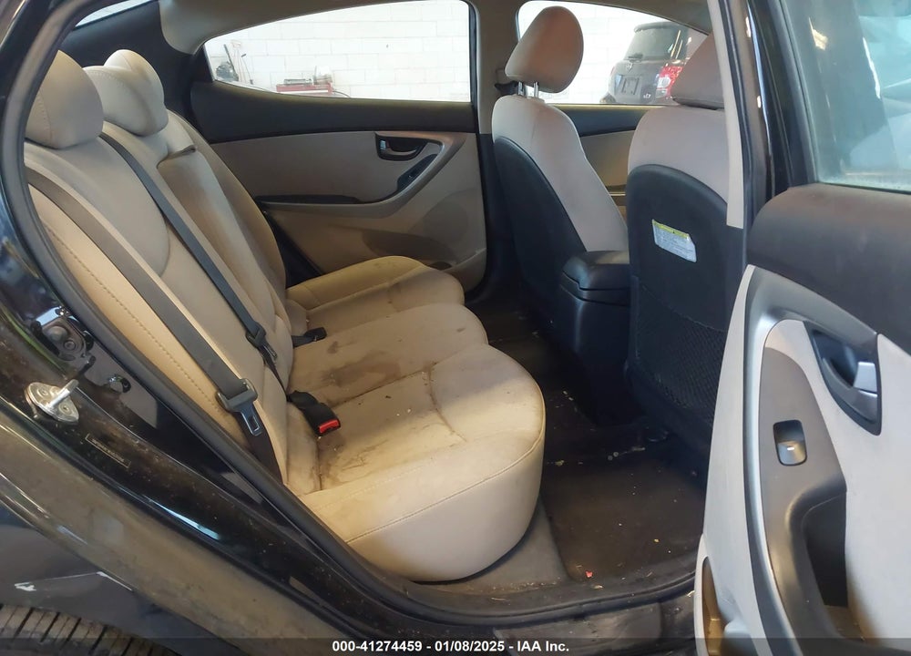 2014 HYUNDAI ELANTRA VIN: 5NPDH4AE9EH531056