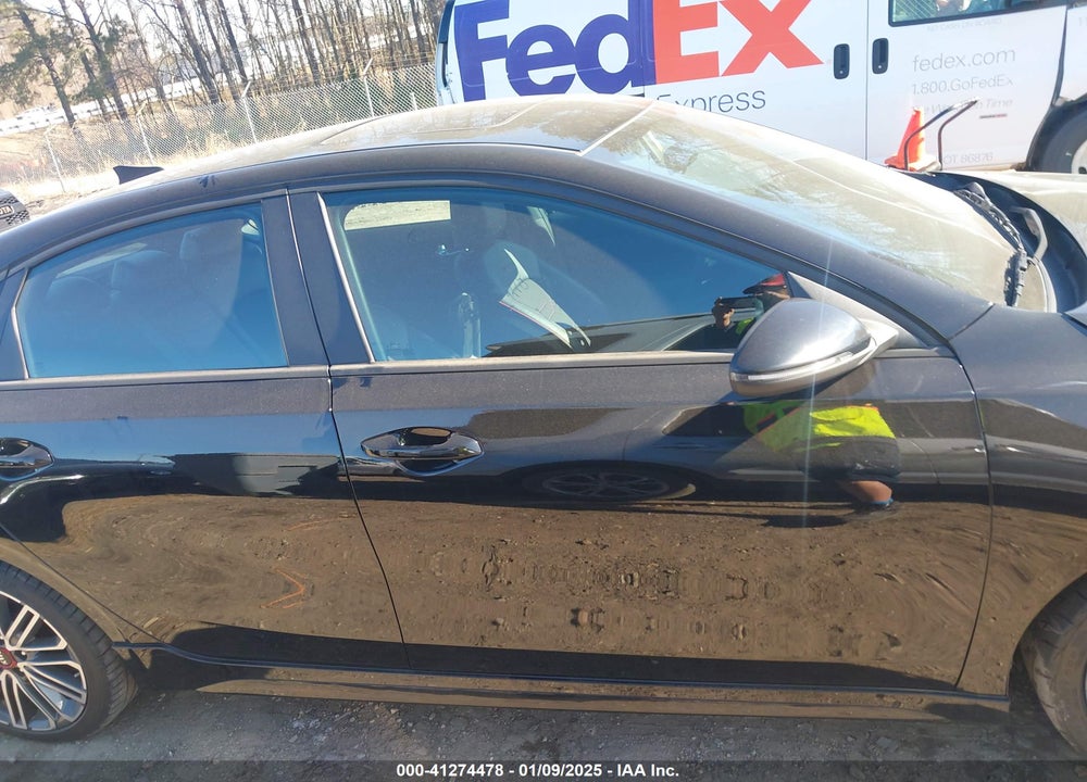 2021 KIA FORTE VIN: 3KPF44AC3ME287572