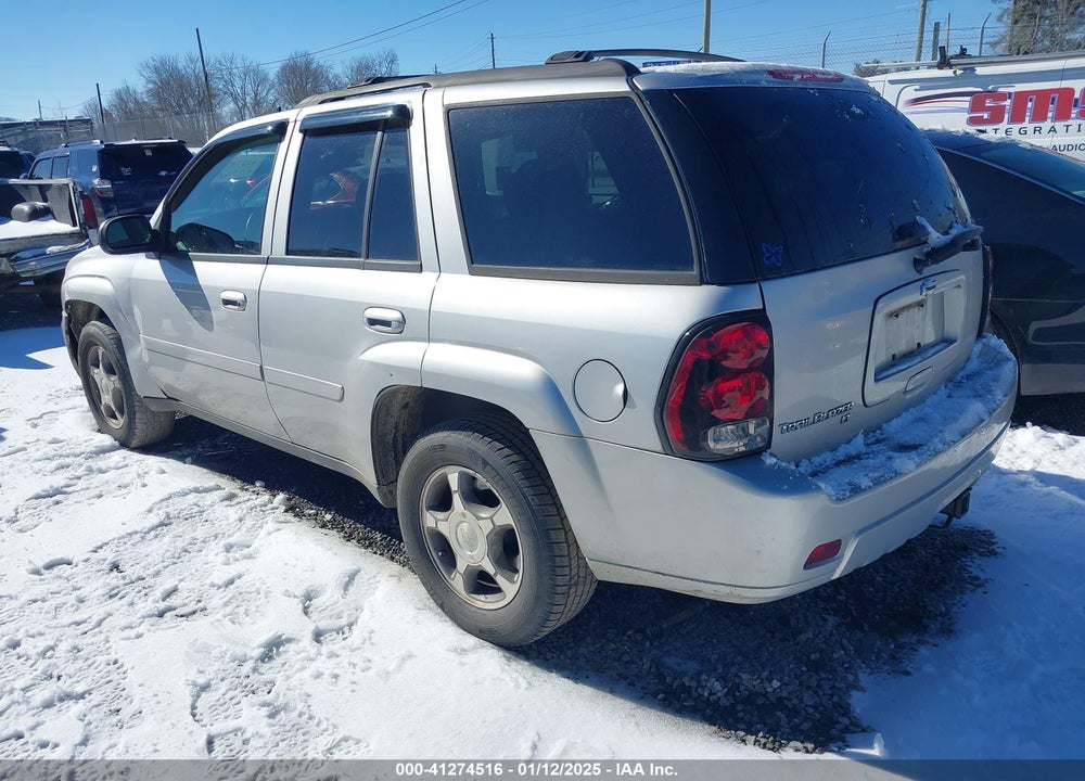 2008 CHEVROLET TRAILBLAZER LT VIN: 1GNDT13S582247663