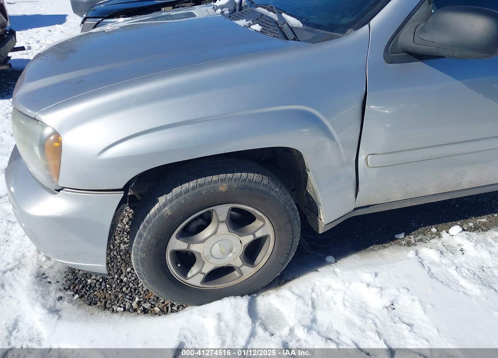 2008 CHEVROLET TRAILBLAZER LT VIN: 1GNDT13S582247663