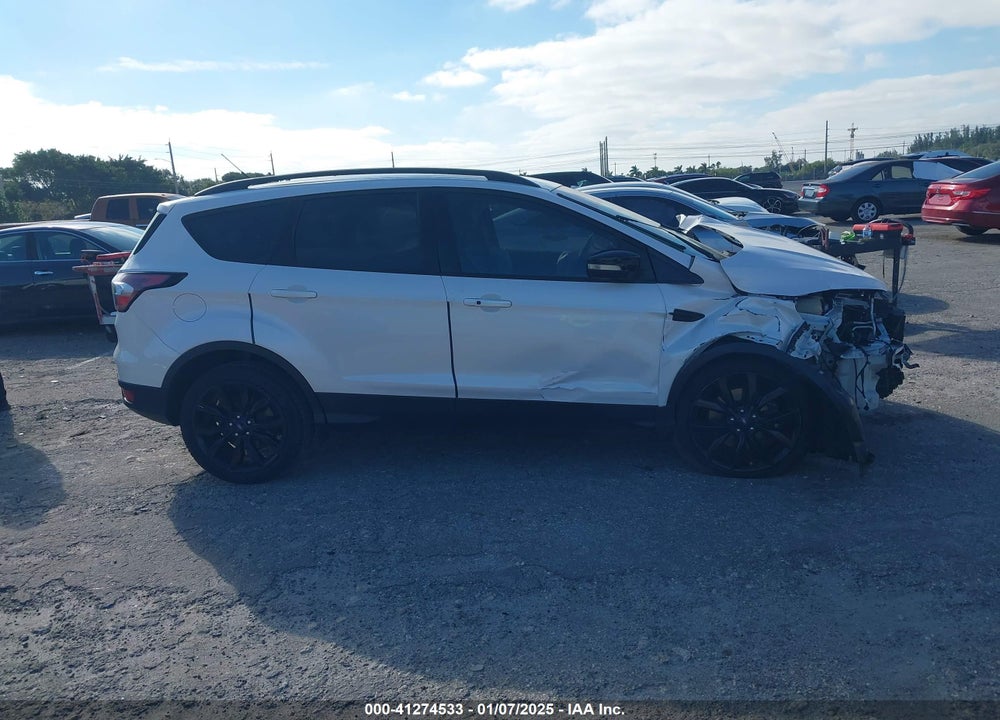 2017 FORD ESCAPE TITANIUM VIN: 1FMCU0J9XHUB85995