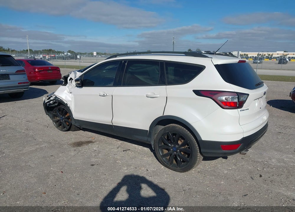 2017 FORD ESCAPE TITANIUM VIN: 1FMCU0J9XHUB85995