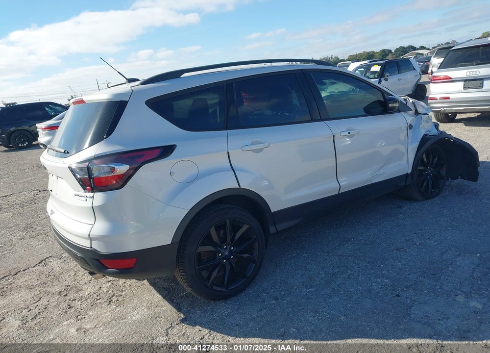 2017 FORD ESCAPE TITANIUM VIN: 1FMCU0J9XHUB85995