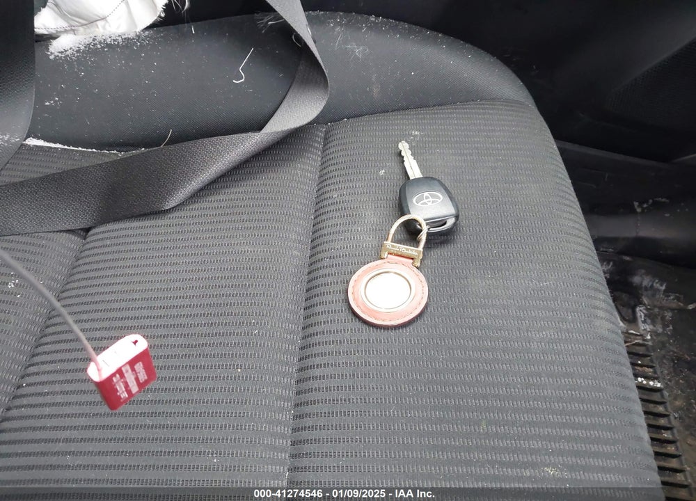 2018 TOYOTA RAV4 LE VIN: JTMBFREV1JJ212790