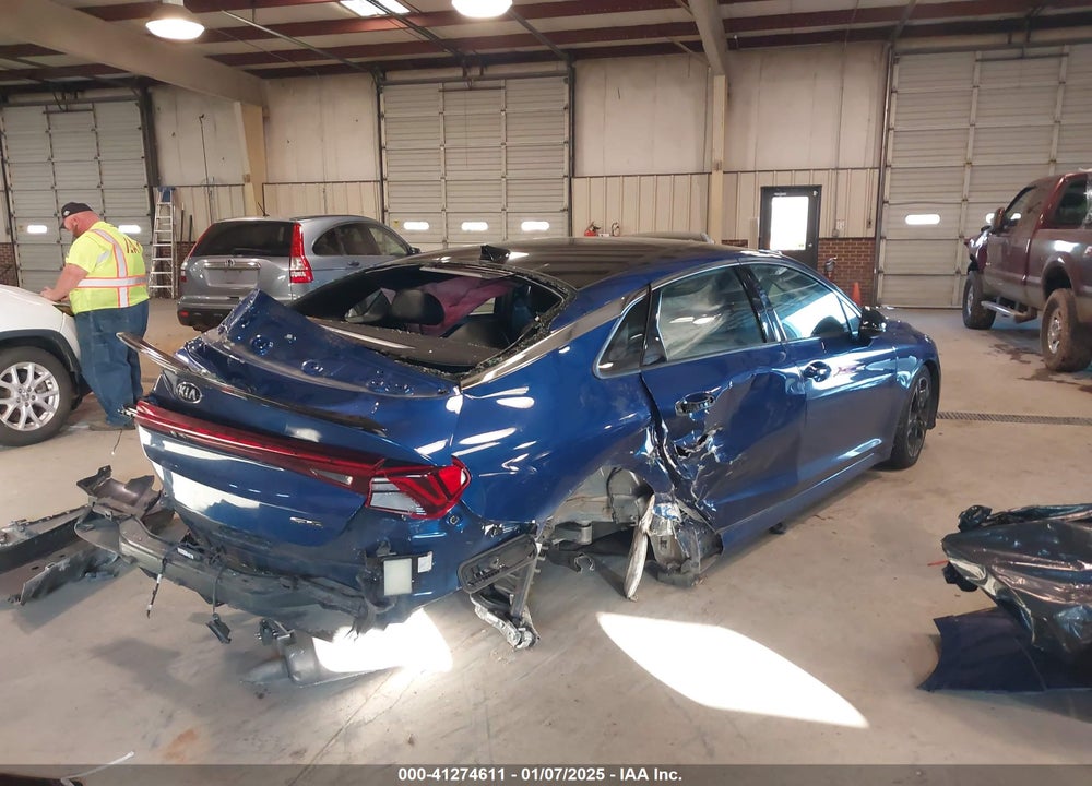 2021 KIA K5 VIN: 5XXG64J27MG076078