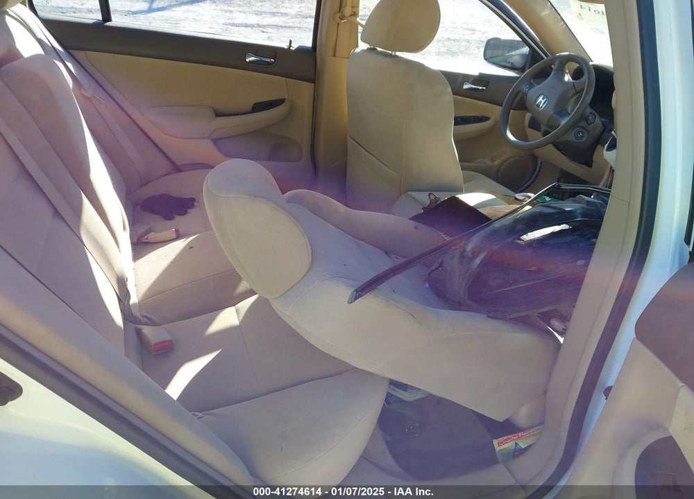 2003 HONDA ACCORD 2.4 LX VIN: 1HGCM563X3A116743