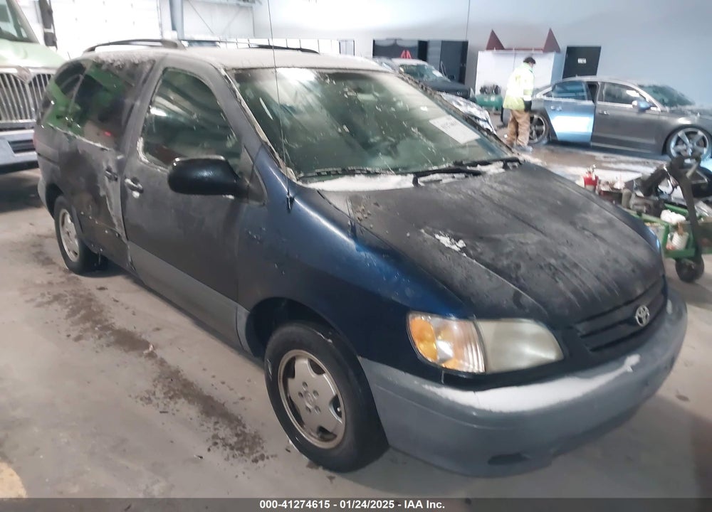 2003 TOYOTA SIENNA CE VIN: 4T3ZF19C83U521363