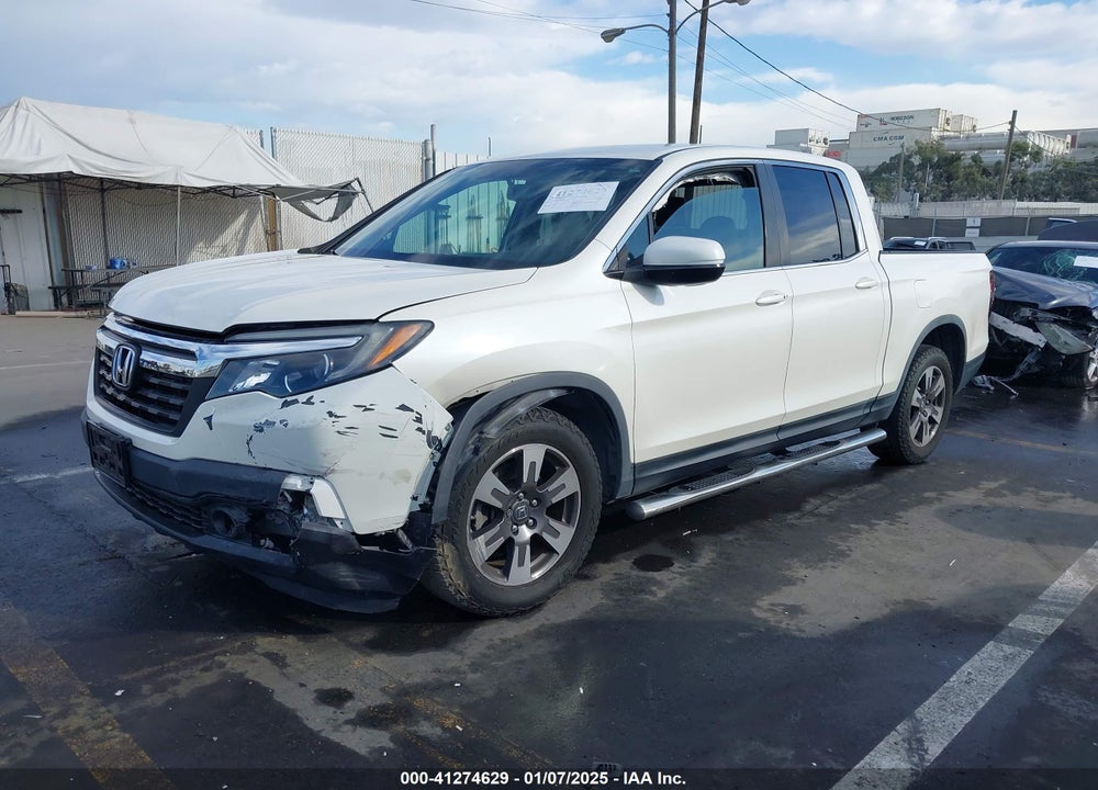 2017 HONDA RIDGELINE VIN: 5FPYK2F63HB003614