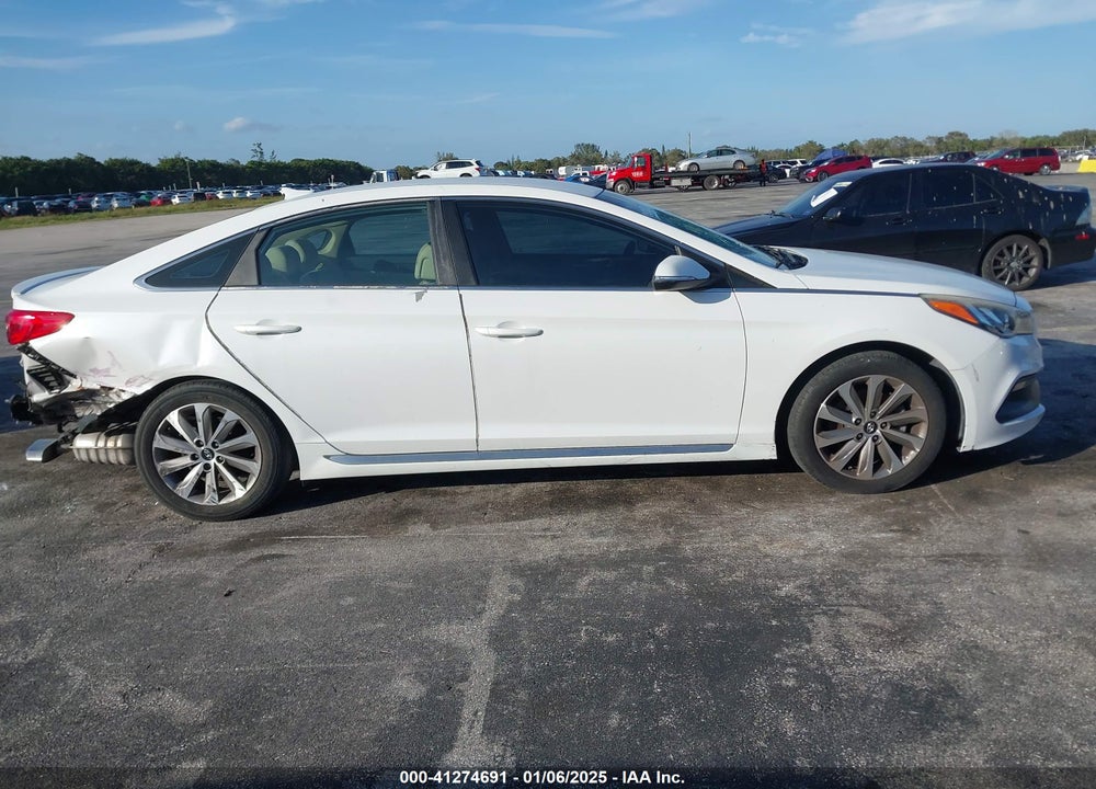 2015 HYUNDAI SONATA SPORT VIN: 5NPE34AF1FH032720