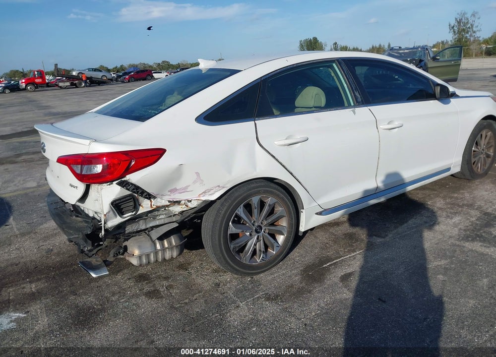 2015 HYUNDAI SONATA SPORT VIN: 5NPE34AF1FH032720