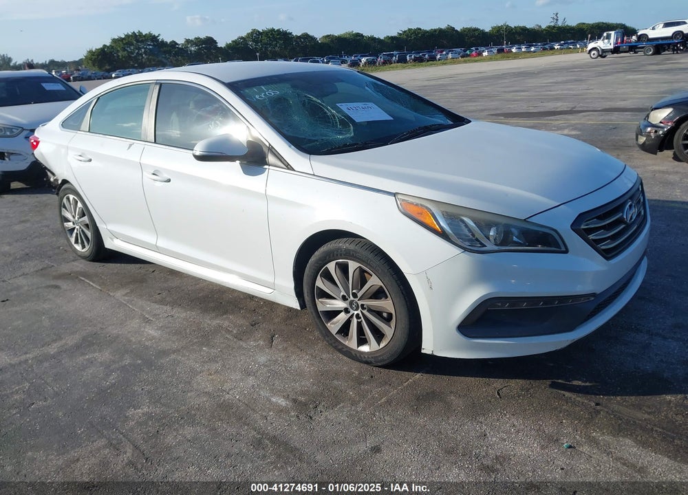 2015 HYUNDAI SONATA SPORT VIN: 5NPE34AF1FH032720