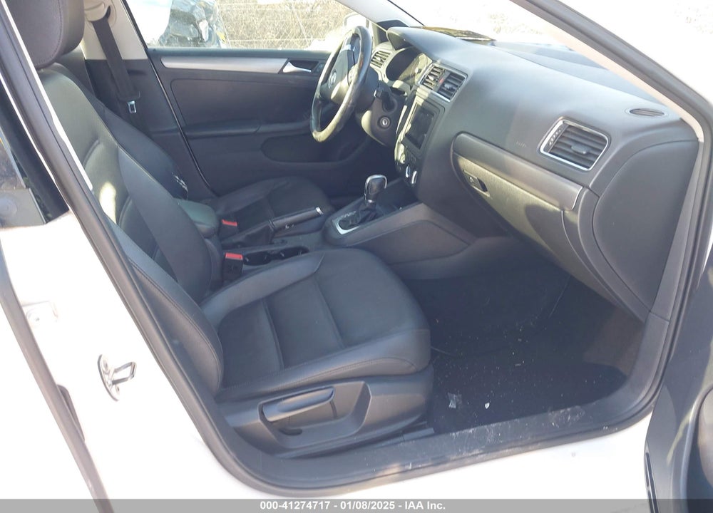 2013 VOLKSWAGEN JETTA VIN: 3VWLL7AJ9DM203621
