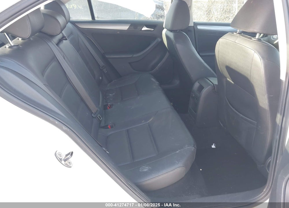 2013 VOLKSWAGEN JETTA VIN: 3VWLL7AJ9DM203621