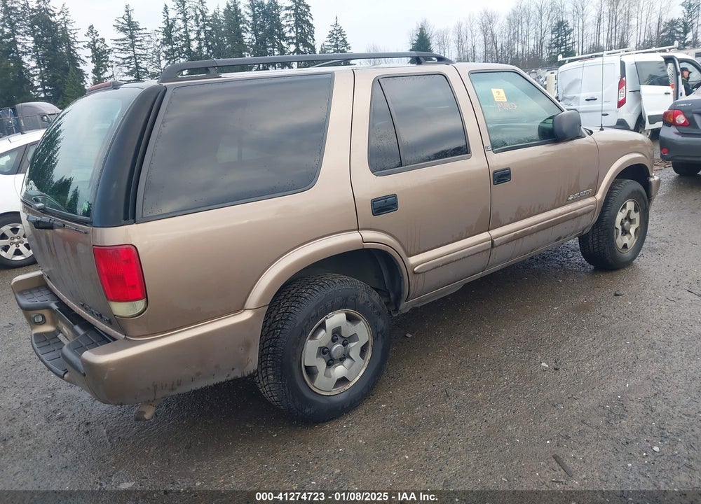 2003 CHEVROLET BLAZER LS VIN: 1GNDT13X33K121158