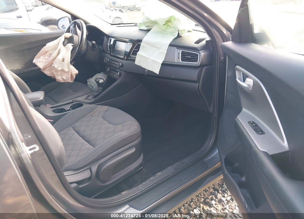 2018 KIA NIRO LX VIN: KNDCB3LCXJ5142861