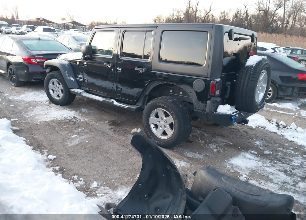 2017 JEEP WRANGLER UNLIMITED SPORT 4X4 VIN: 1C4BJWDG3HL574019