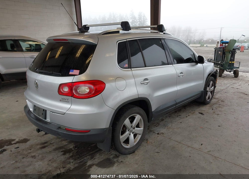 2010 VOLKSWAGEN TIGUAN WOLFSBURG EDITION VIN: WVGBV7AX0AW530056