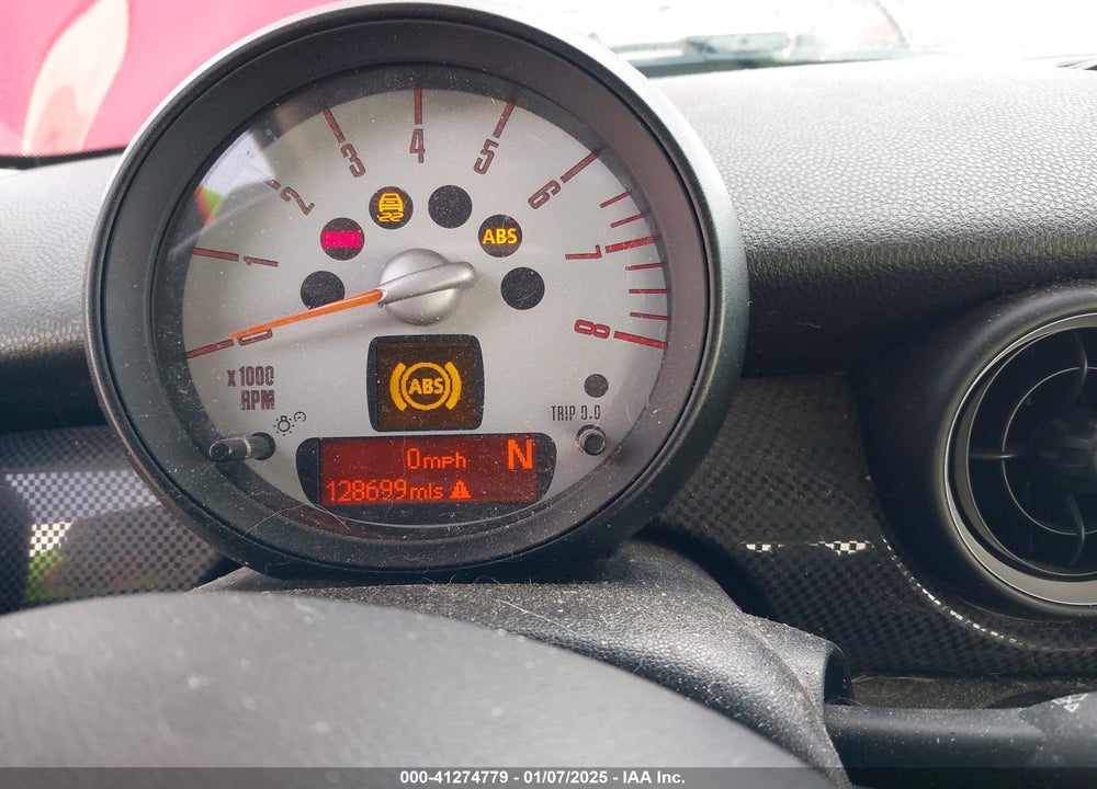 2013 MINI HARDTOP COOPER S VIN: WMWSV3C58DT390995