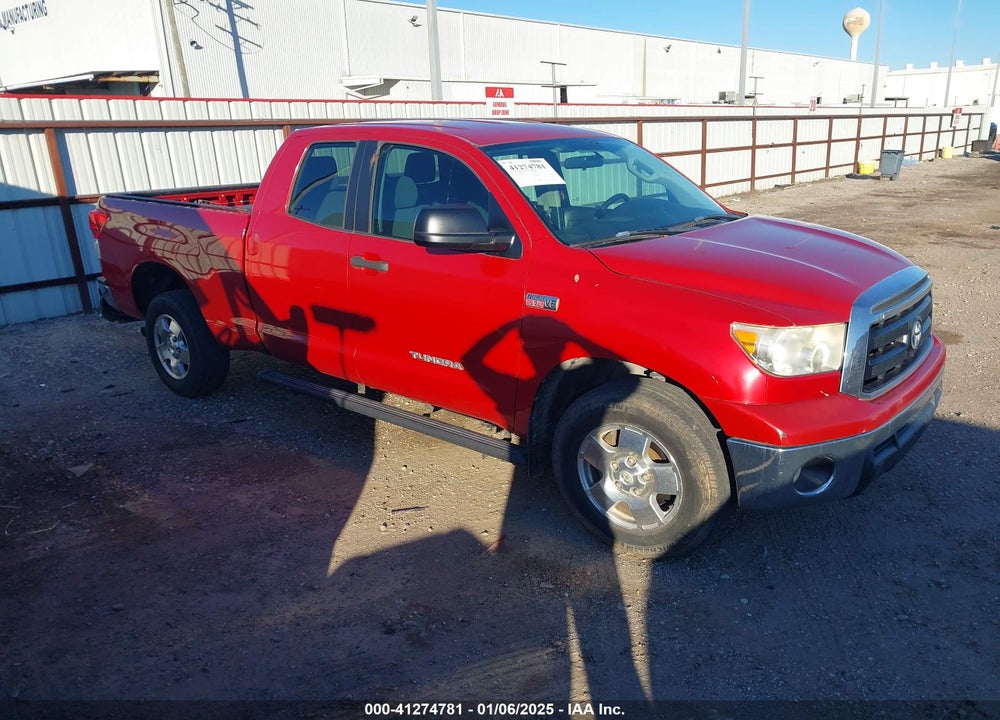 2011 TOYOTA TUNDRA GRADE 5.7L V8 VIN: 5TFRY5F10BX104303