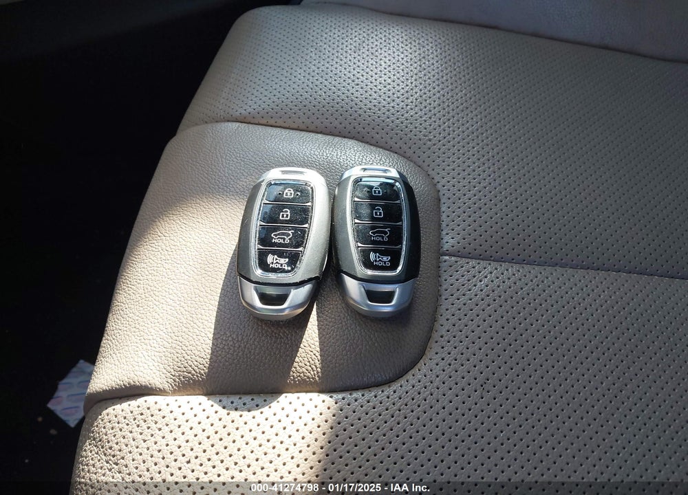 2020 HYUNDAI SANTA FE SEL VIN: 5NMS3CAD8LH217707