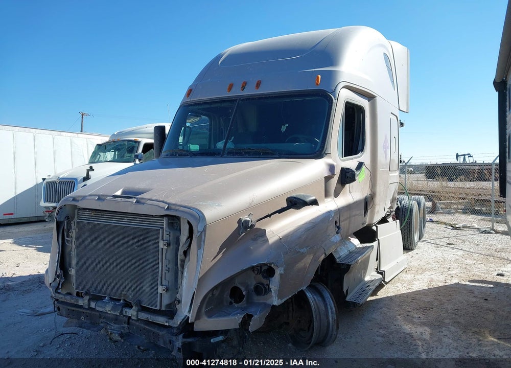 2014 FREIGHTLINER CASCADIA 125 VIN: 3AKJGLD53ESFX8221