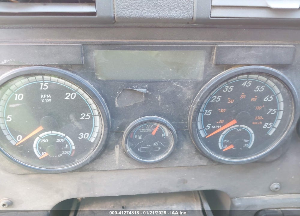2014 FREIGHTLINER CASCADIA 125 VIN: 3AKJGLD53ESFX8221