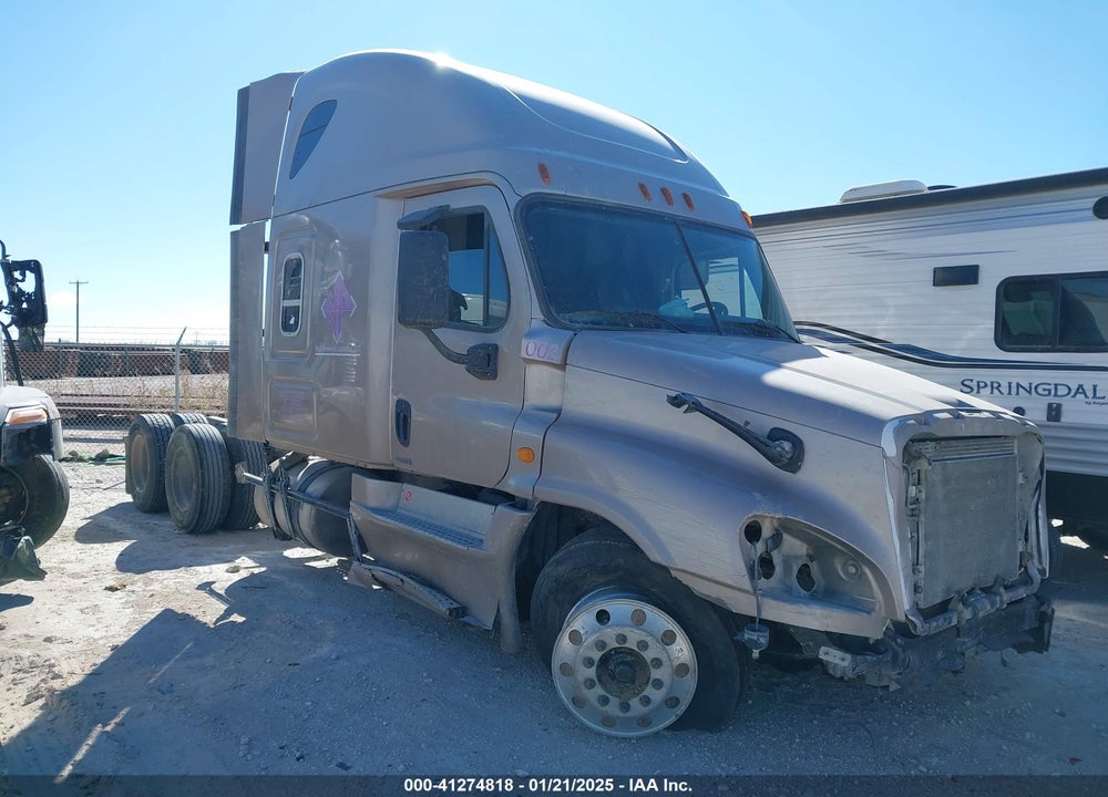 2014 FREIGHTLINER CASCADIA 125 VIN: 3AKJGLD53ESFX8221
