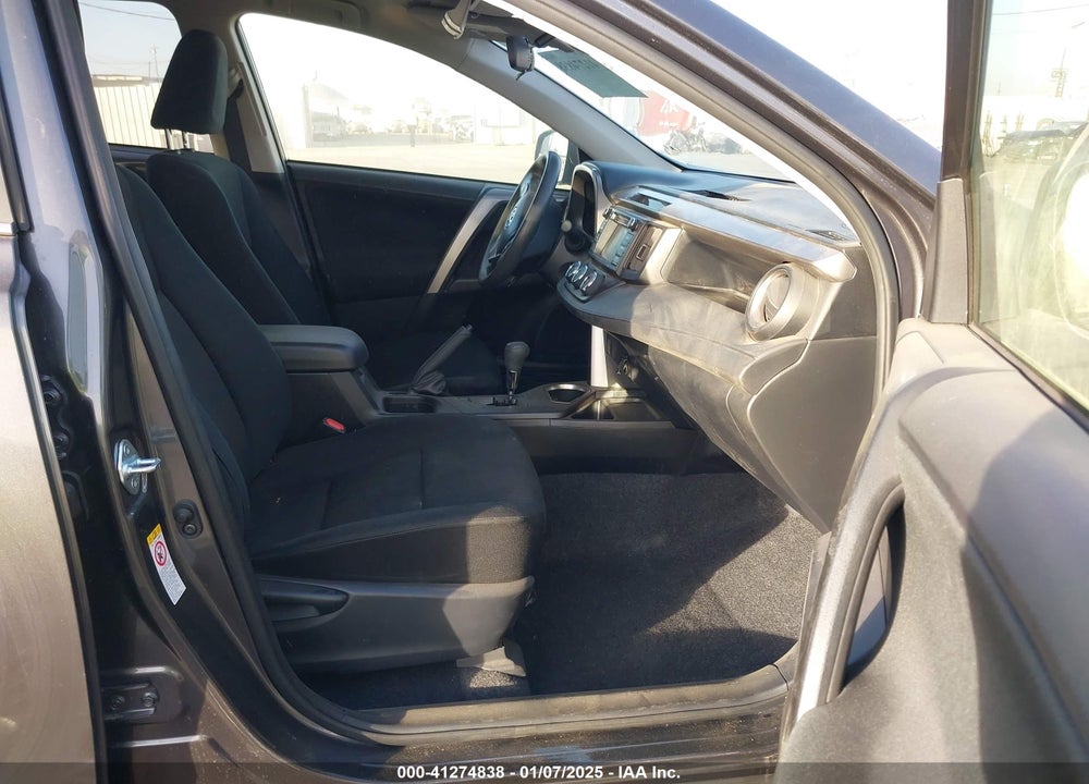 2018 TOYOTA RAV4 LE VIN: JTMBFREV7JJ252789