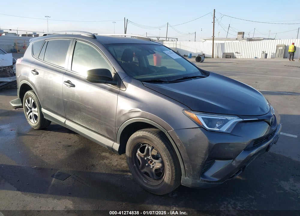 2018 TOYOTA RAV4 LE VIN: JTMBFREV7JJ252789