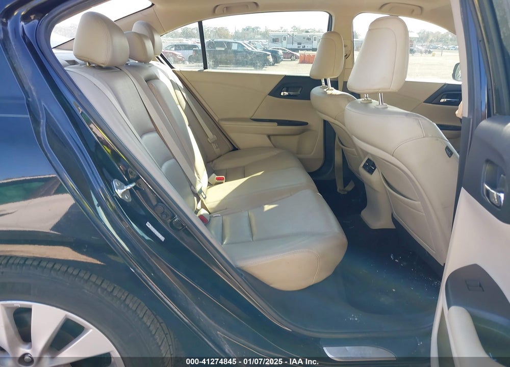 2013 HONDA ACCORD VIN: 1HGCR2F84DA010785