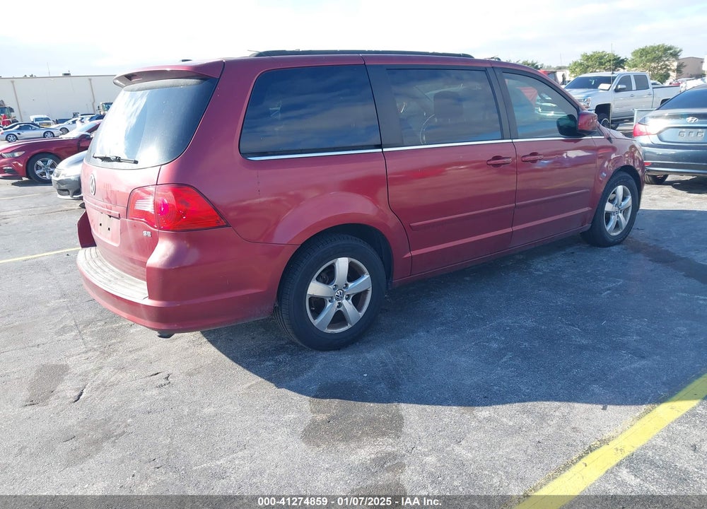 2011 VOLKSWAGEN ROUTAN SE VIN: 2V4RW3DG5BR691524