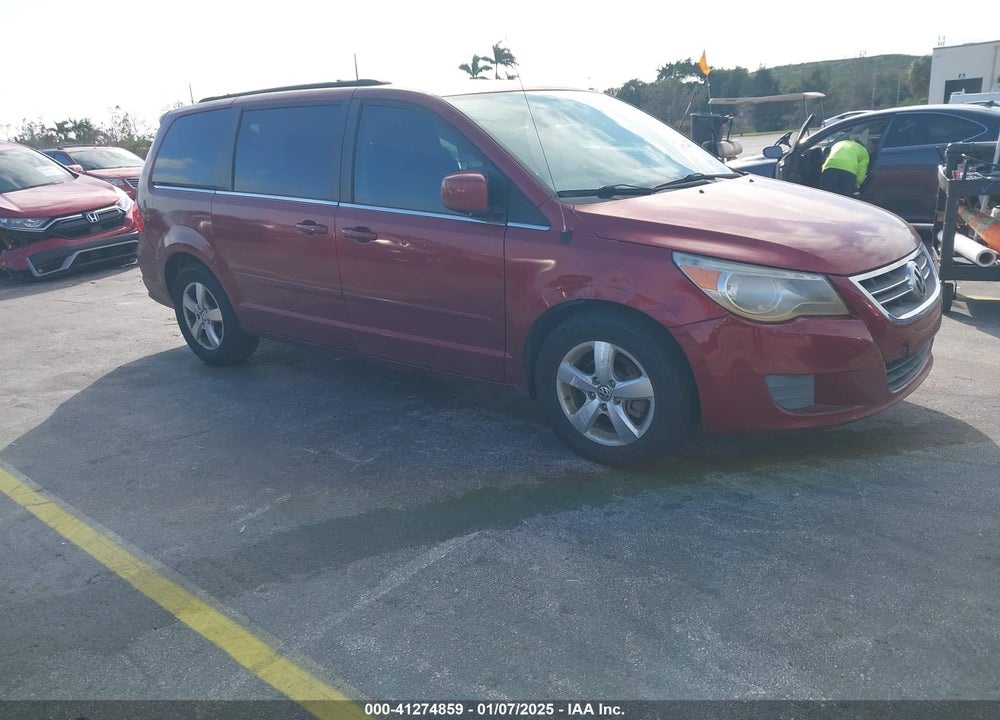 2011 VOLKSWAGEN ROUTAN SE VIN: 2V4RW3DG5BR691524