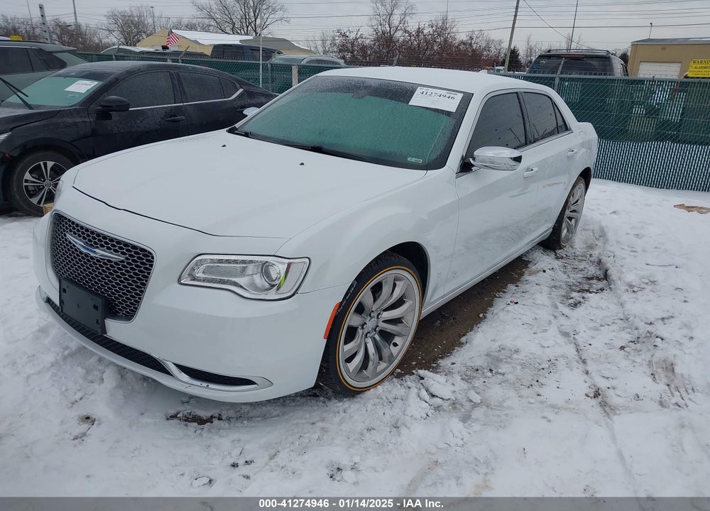 2018 CHRYSLER 300 TOURING VIN: 2C3CCAAG3JH164978
