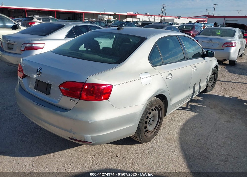 2014 VOLKSWAGEN JETTA VIN: 3VWD17AJ1EM270967