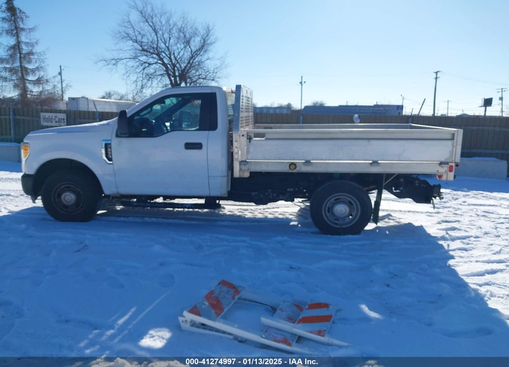 2017 FORD F-250 XL VIN: 1FDBF2A62HEC81749