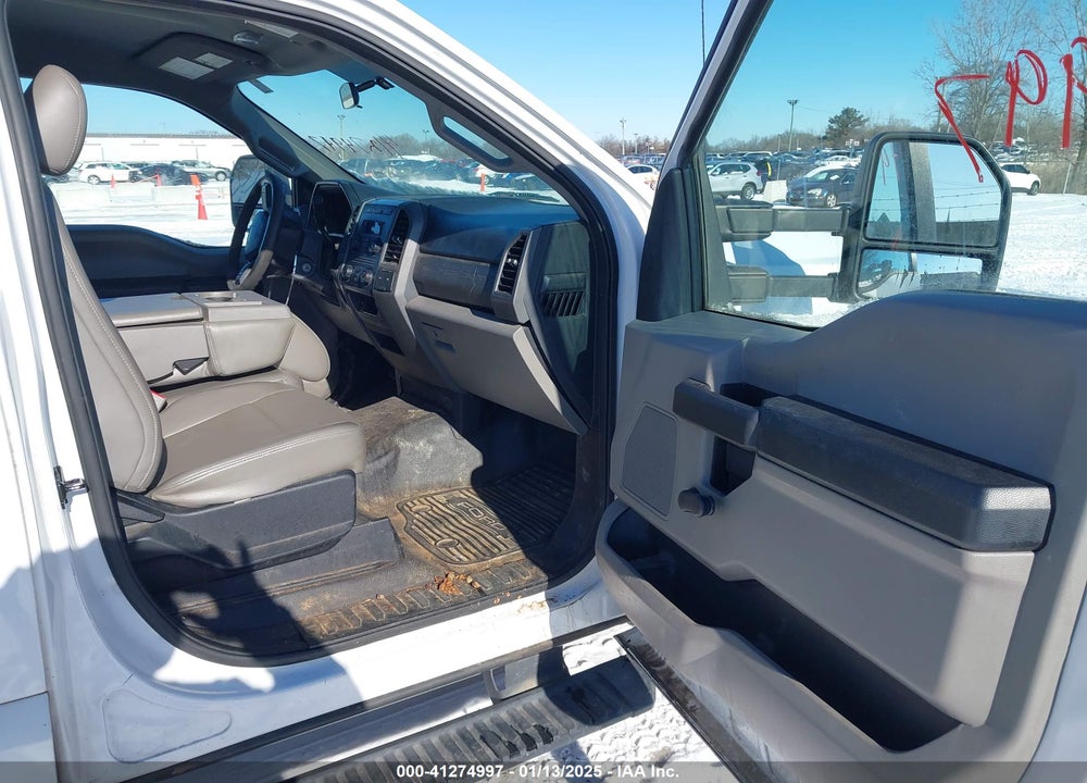 2017 FORD F-250 XL VIN: 1FDBF2A62HEC81749