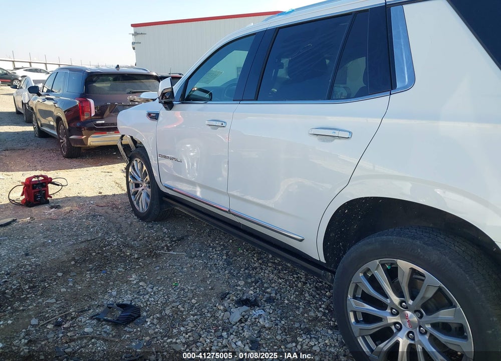 2022 GMC YUKON 4WD DENALI VIN: 1GKS2DKL0NR198443