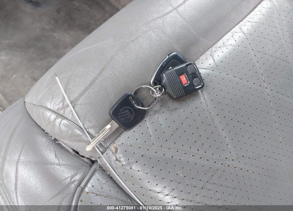 1998 MERCURY MOUNTAINEER VIN: 4M2ZU55P8WUJ40775