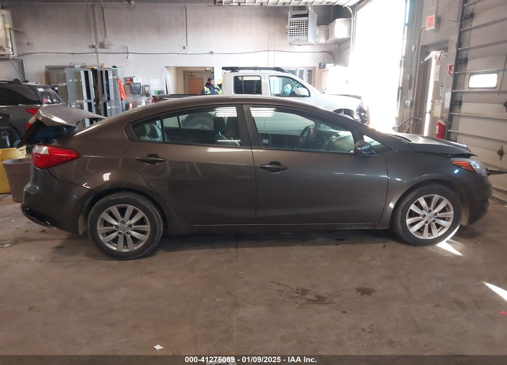 2014 KIA FORTE VIN: KNAFX4A61E5102687