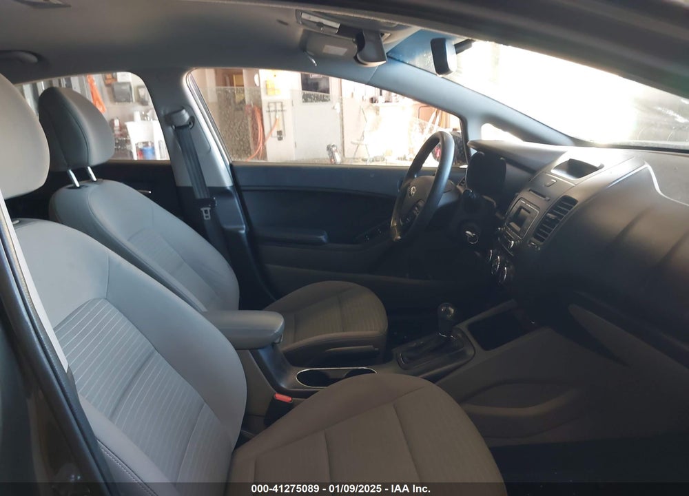 2014 KIA FORTE VIN: KNAFX4A61E5102687