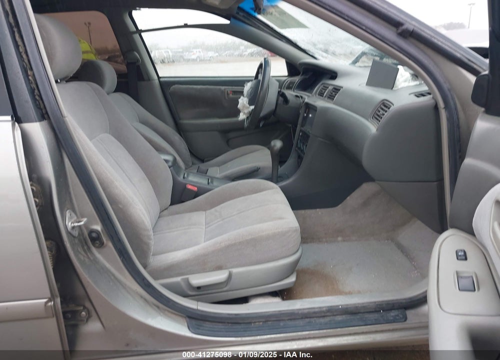 2001 TOYOTA CAMRY LE V6 VIN: JT2BF22K010335304