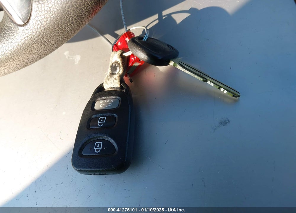 2013 HYUNDAI ELANTRA VIN: 5NPDH4AE4DH349215