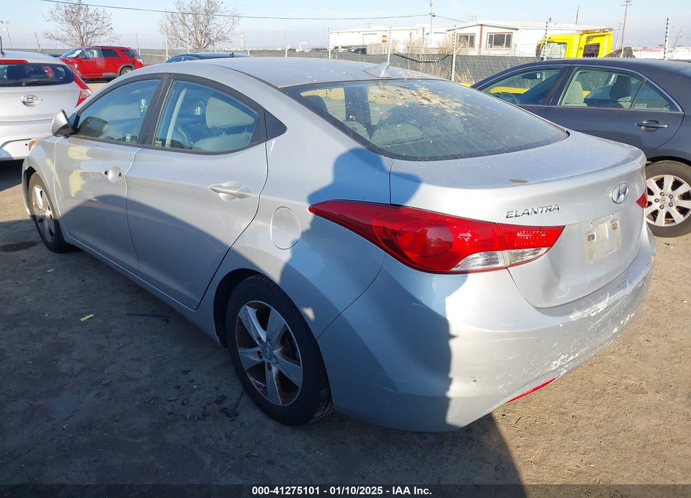 2013 HYUNDAI ELANTRA VIN: 5NPDH4AE4DH349215