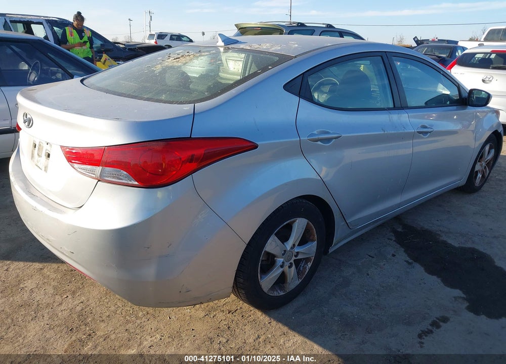2013 HYUNDAI ELANTRA VIN: 5NPDH4AE4DH349215