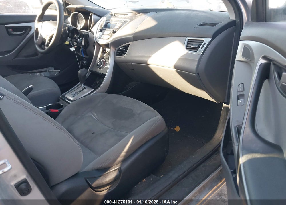 2013 HYUNDAI ELANTRA VIN: 5NPDH4AE4DH349215