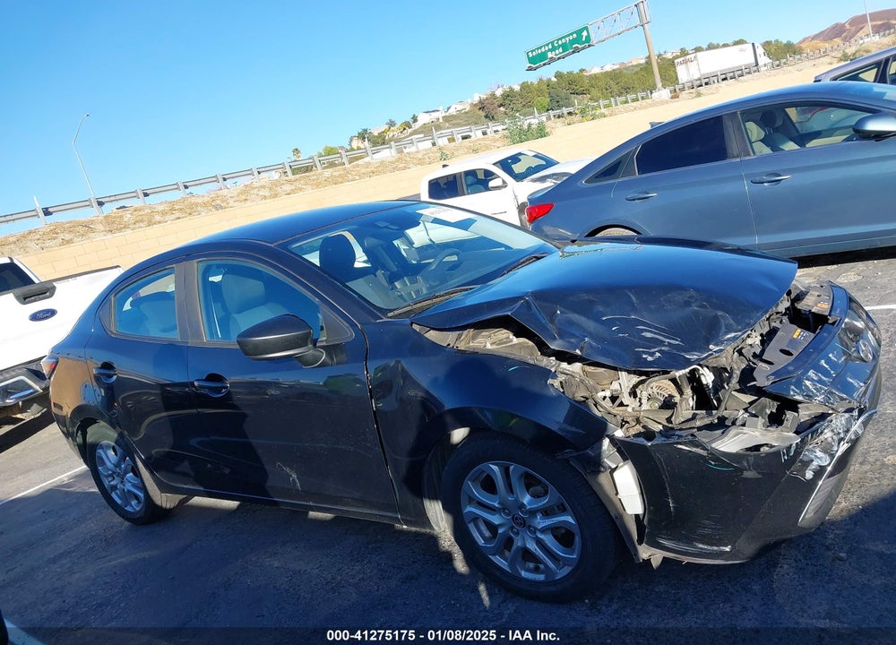 2016 SCION IA VIN: 3MYDLBZV2GY146761