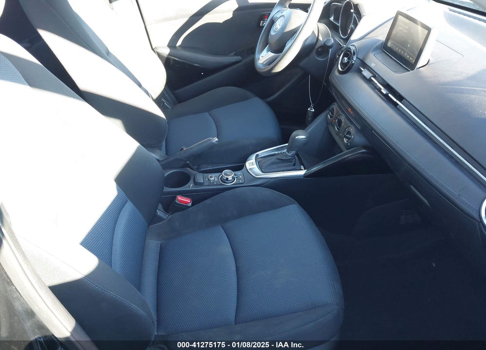 2016 SCION IA VIN: 3MYDLBZV2GY146761