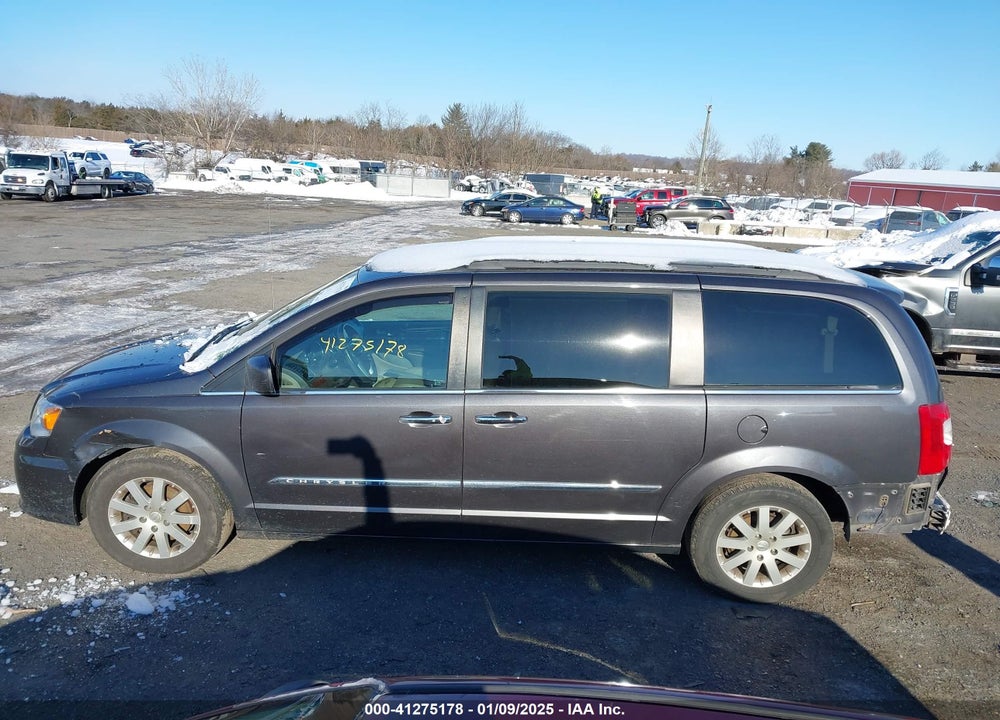 2016 CHRYSLER TOWN & COUNTRY TOURING VIN: 2C4RC1BG2GR105217